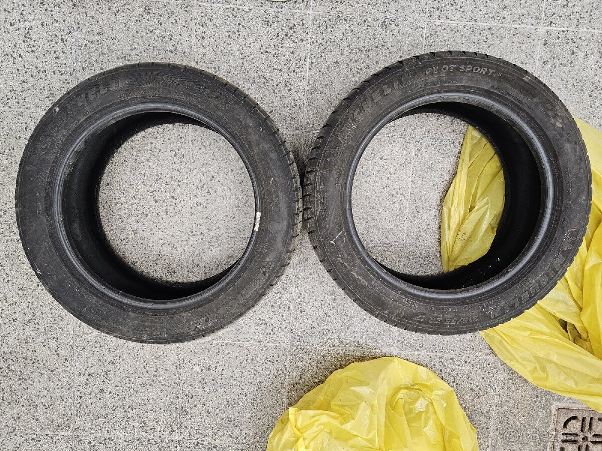 Michelin Pilot Sport 5 215/55 R17 - 2