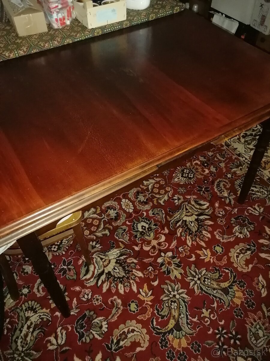 Rozťahovaci stôl 1 - 2