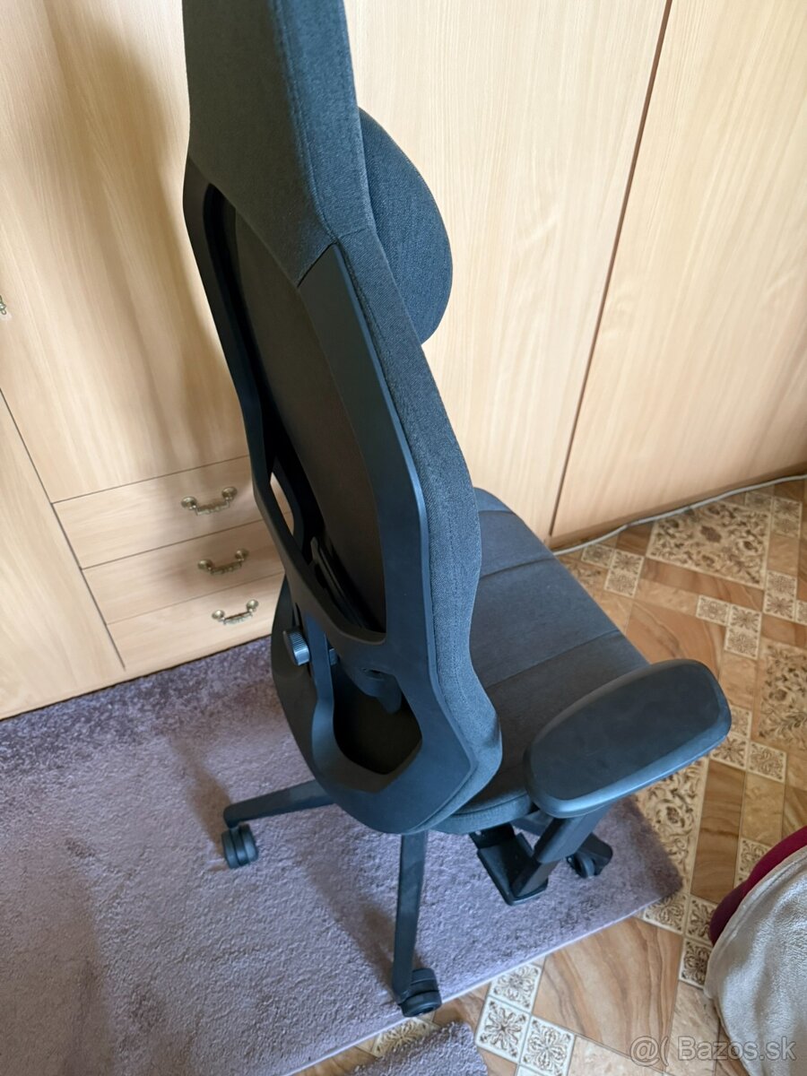 Kancelárske/Herné kreslo Fractal Design Refine Fabric Dark - 2