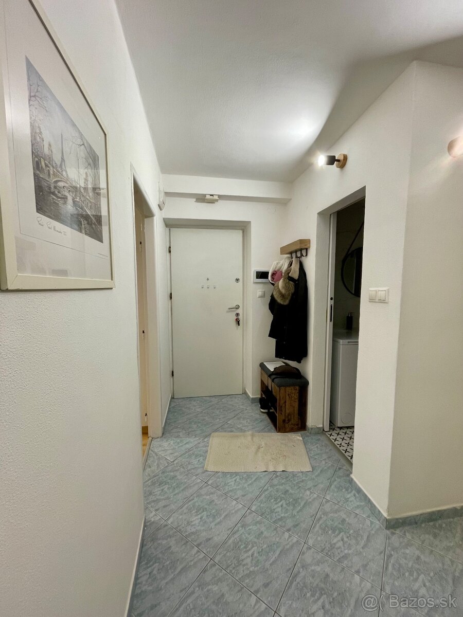 Prenájom- 2 izbový byt - 2