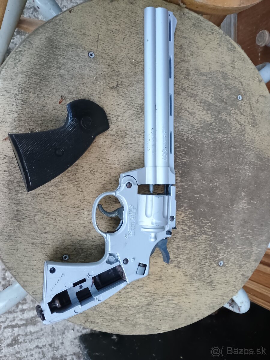 Predám CO2 pištoľ - 2