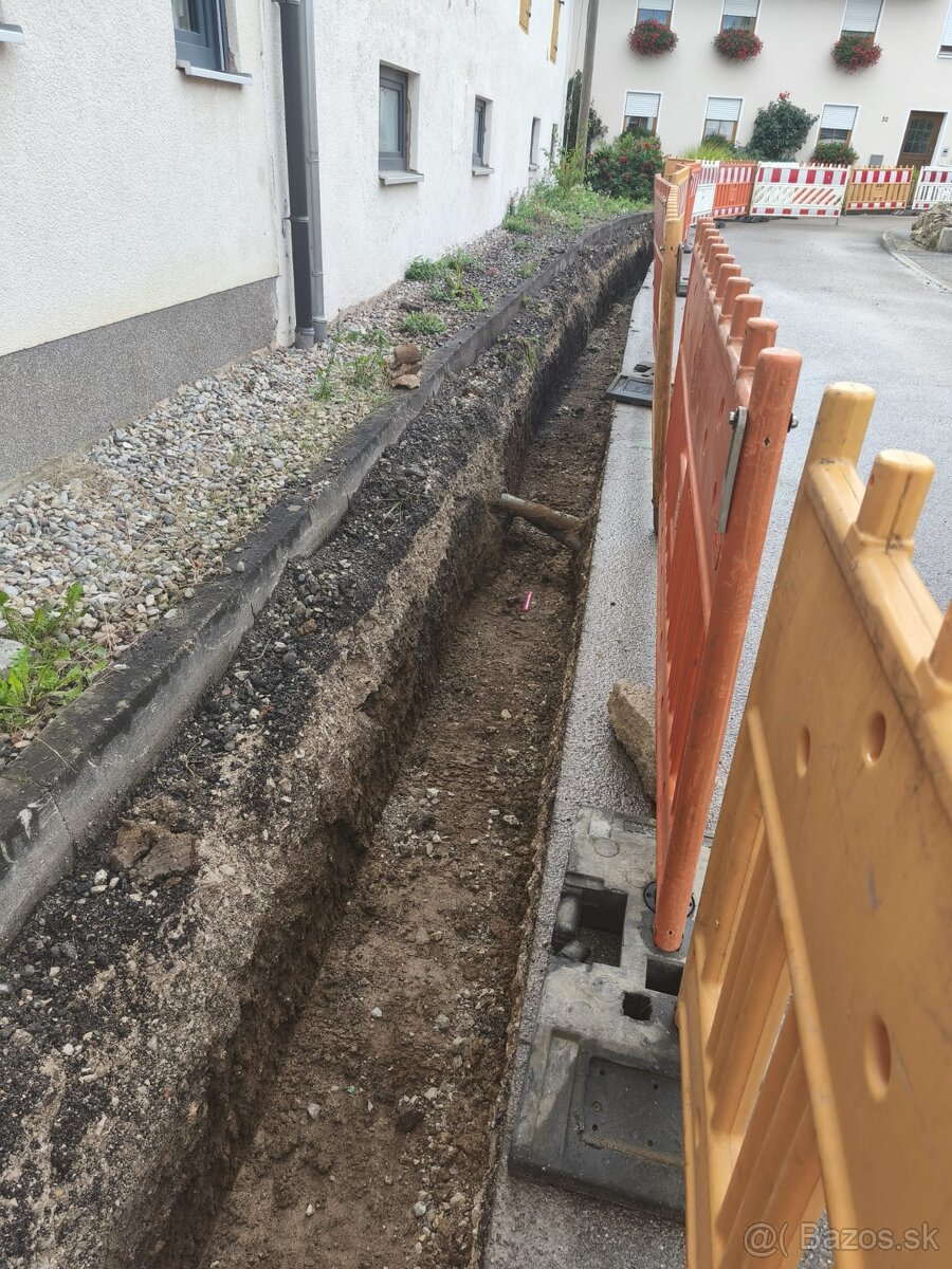 Pomocník k výkopovým prácam - 2