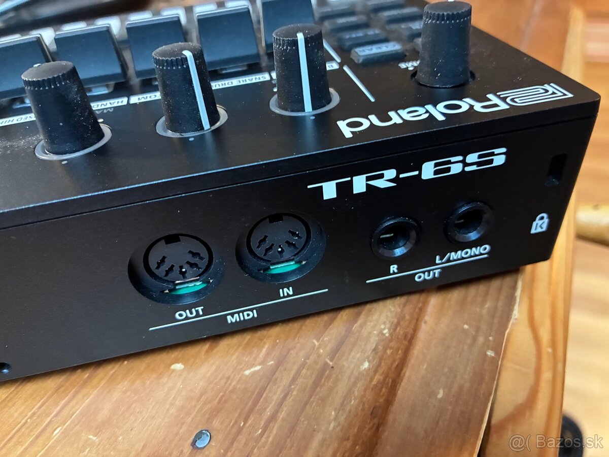 Roland TR 6S - 2