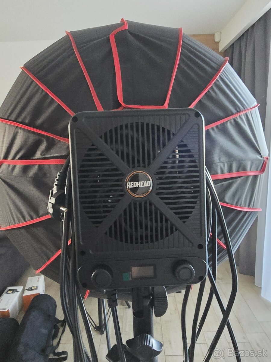 2x redhead DS230 LED COB + stativy + softboxy - 2