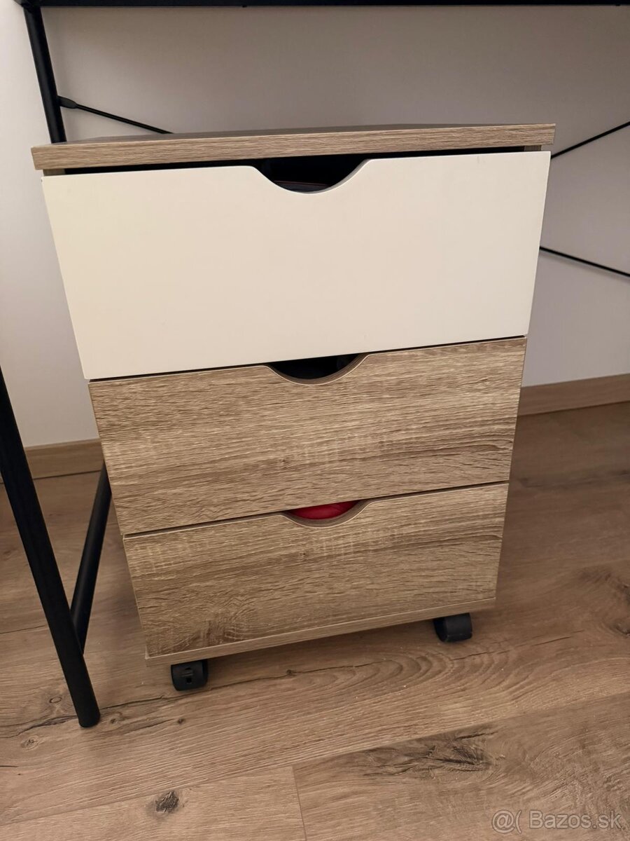 Šuplíky k písaciemu stolu - 2