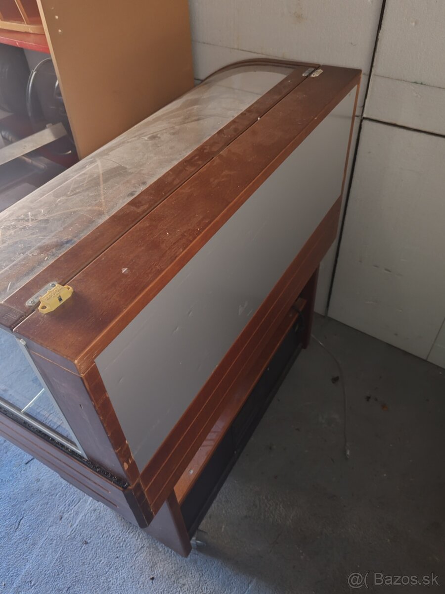 Chladiaca vitrína - 2