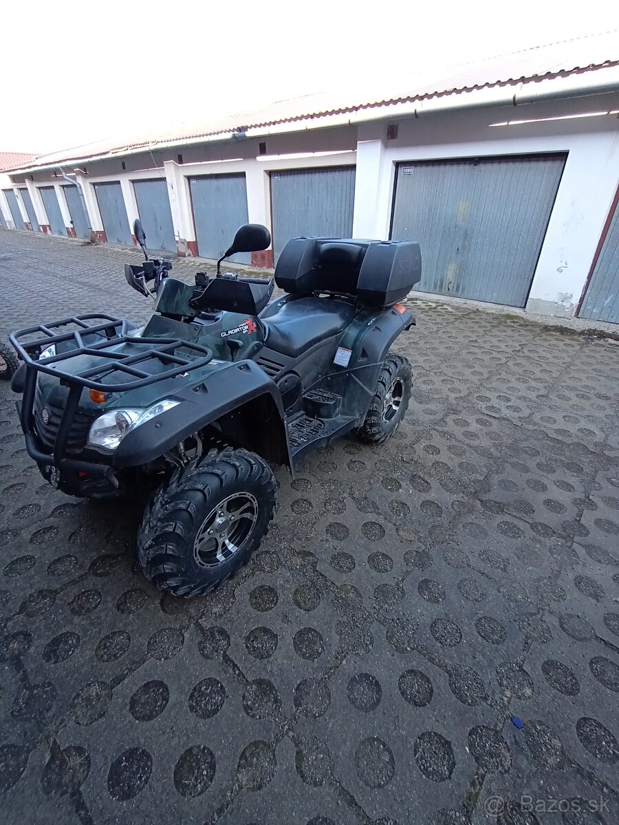 Predám CF moto long gladiátor X6 - 2