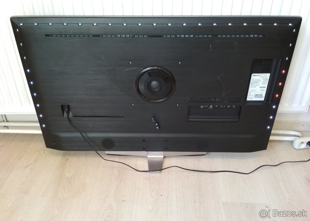 Televizor Philips 49PUS8303/12, PRASKNUTA OBRAZOVKA - 2