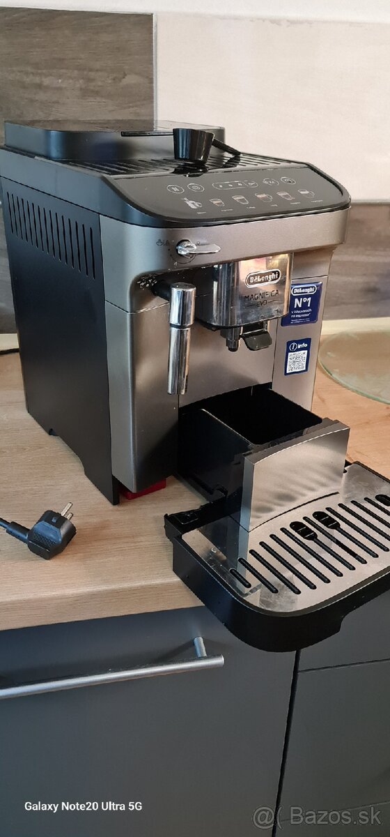 Delongi Magnifica - 2