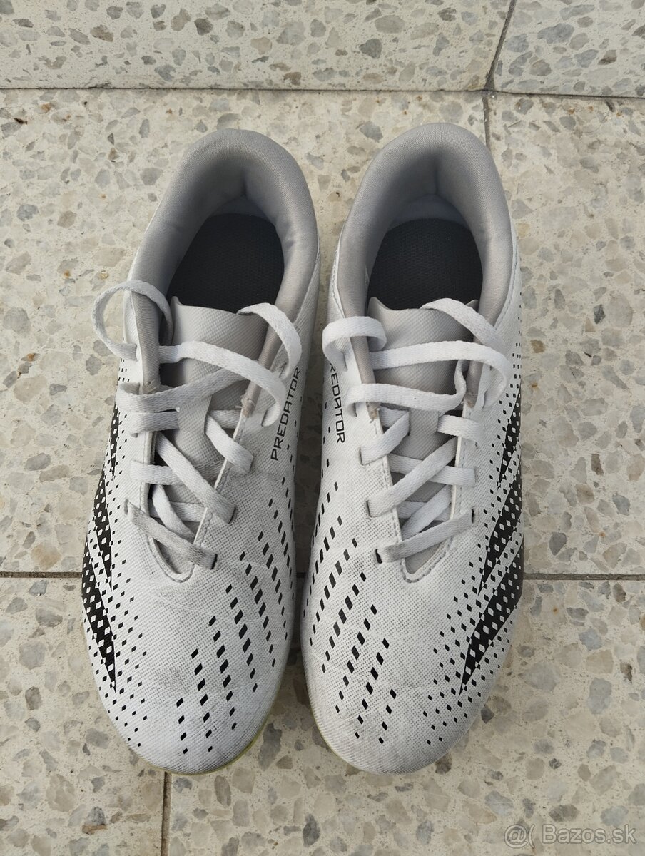 Kopačky Adidas - 2