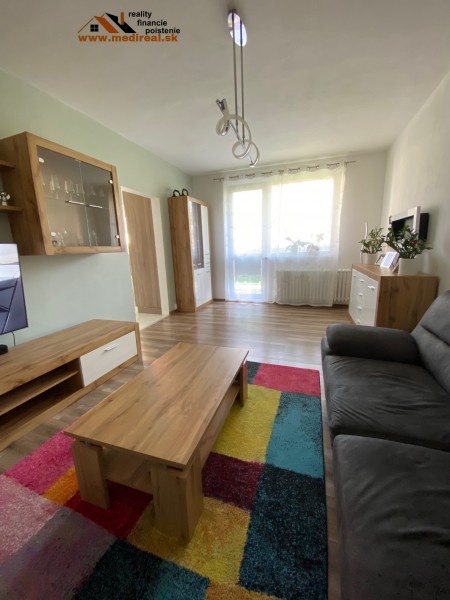 EXKLUZÍVNY 3-IZBOVÝ BYT S BALKÓNOM - 2