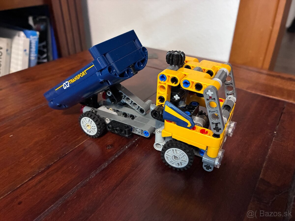 LEGO Technic 42147 Nákladiak so sklápačkou - 2