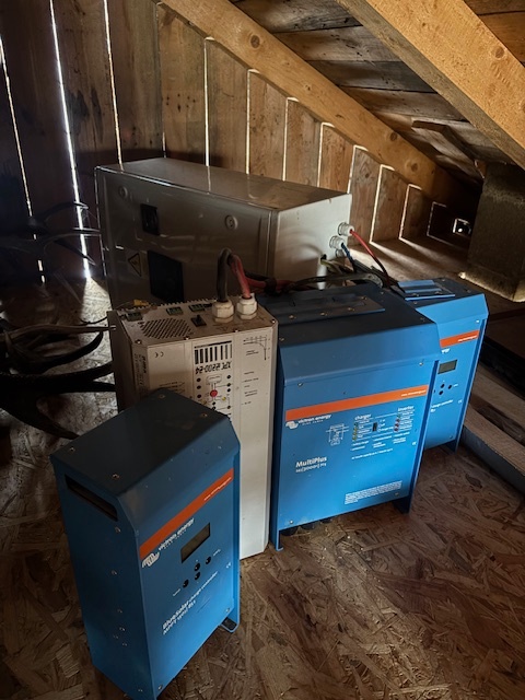 Fotovoltika - solárne panely - menič napätia - 2