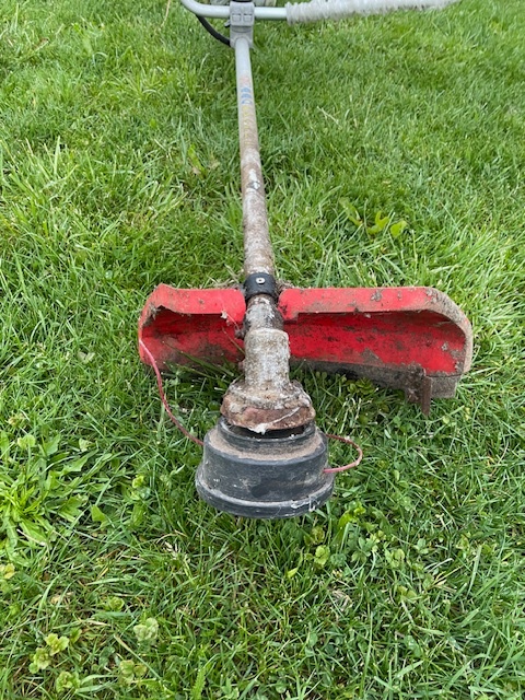 Krovinorez HECHT - 2