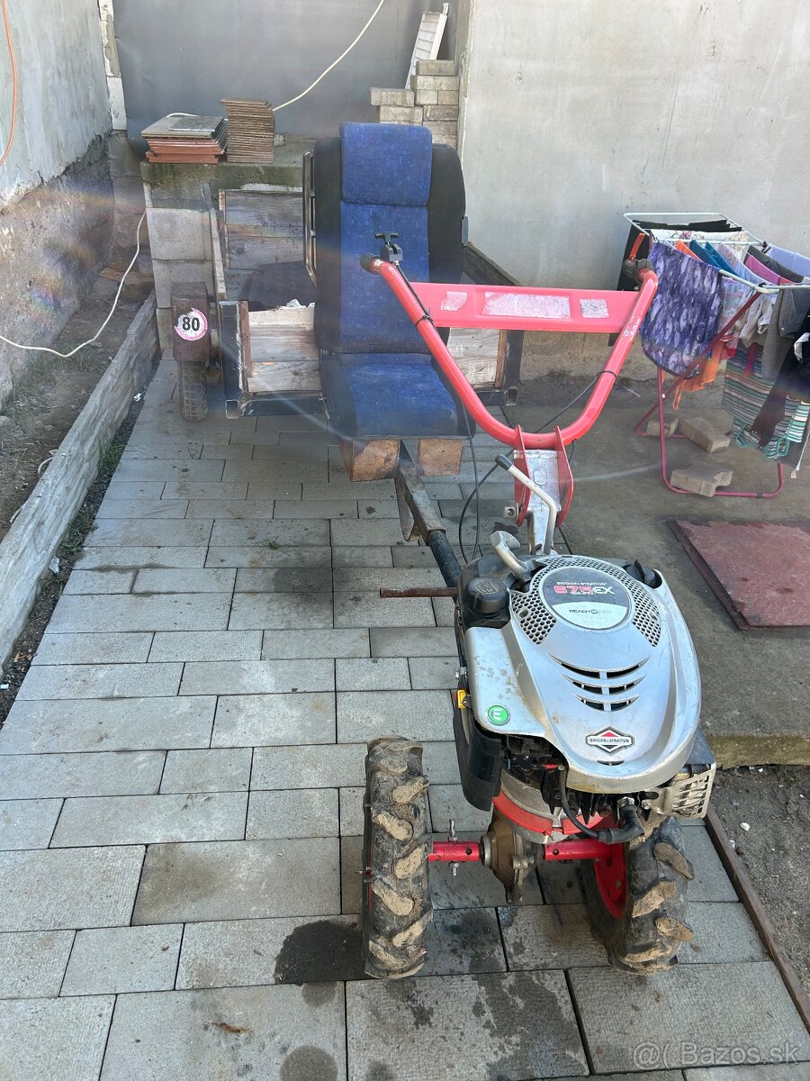 Predám Malotraktor - 2