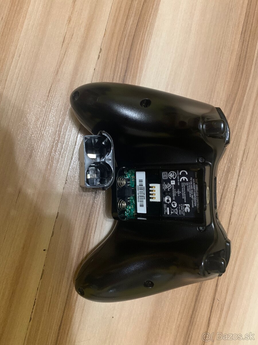 Ovládač Xbox 360 - 2