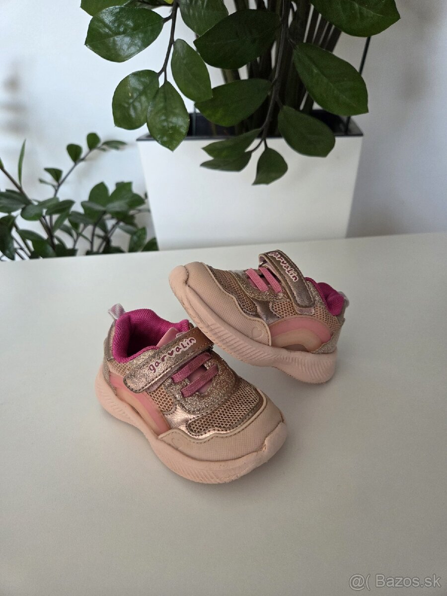 Svietiace tenisky Garvalín veľ.22 - 2