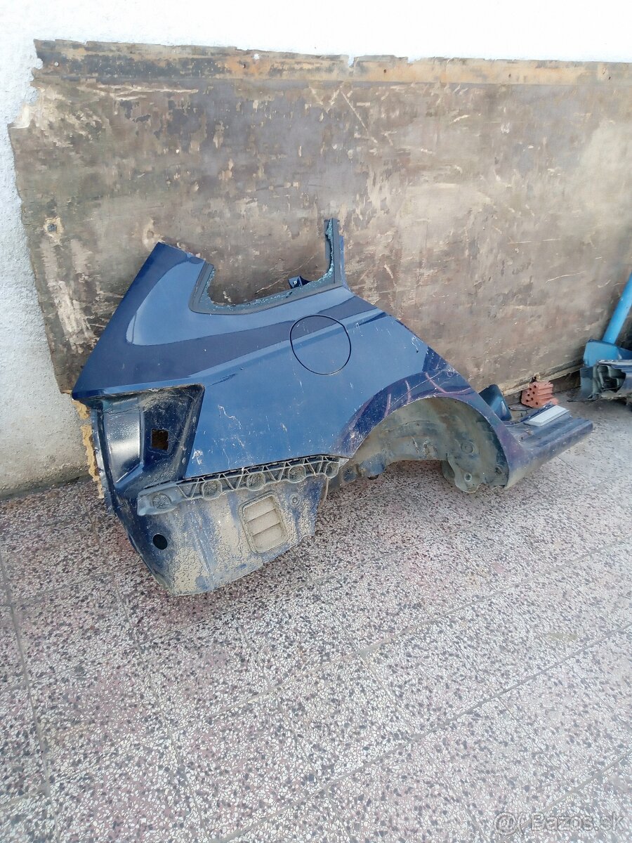 Fabia 3 kombi zadný blatník - 2