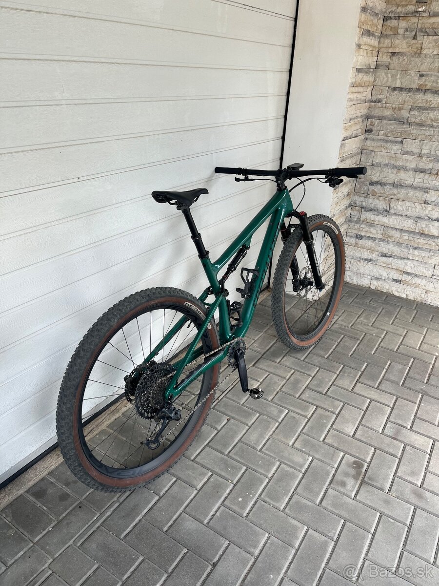 Specialized epic expert - 2