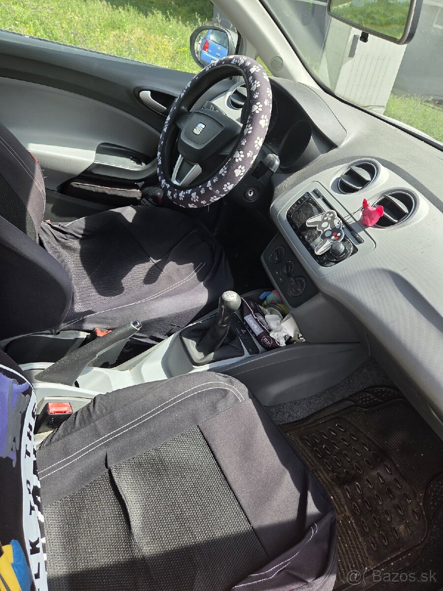 Seat ibiza 1.2 benzin 2009 - 2