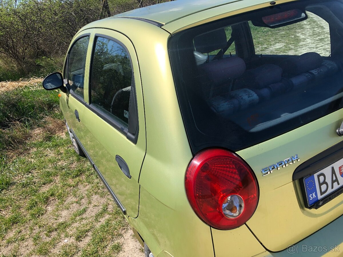Chevrolet spark 48000km - 2