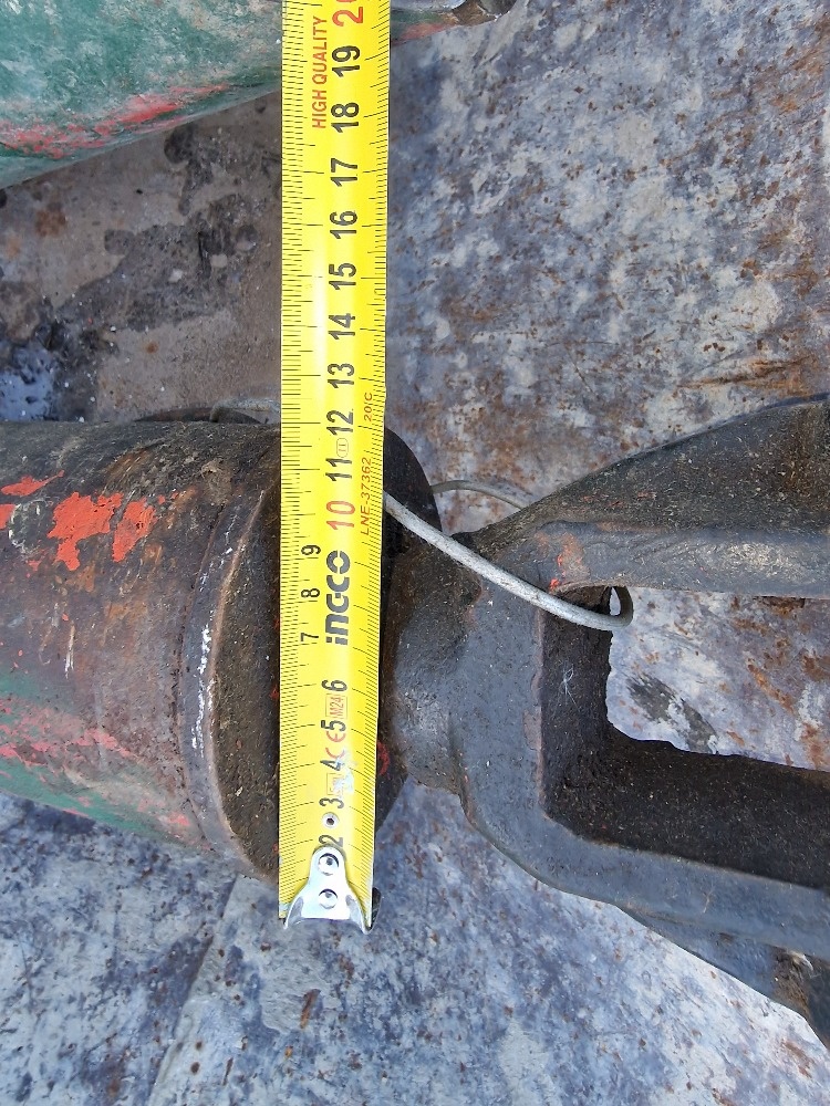 Predám hydraulické piesty - 2