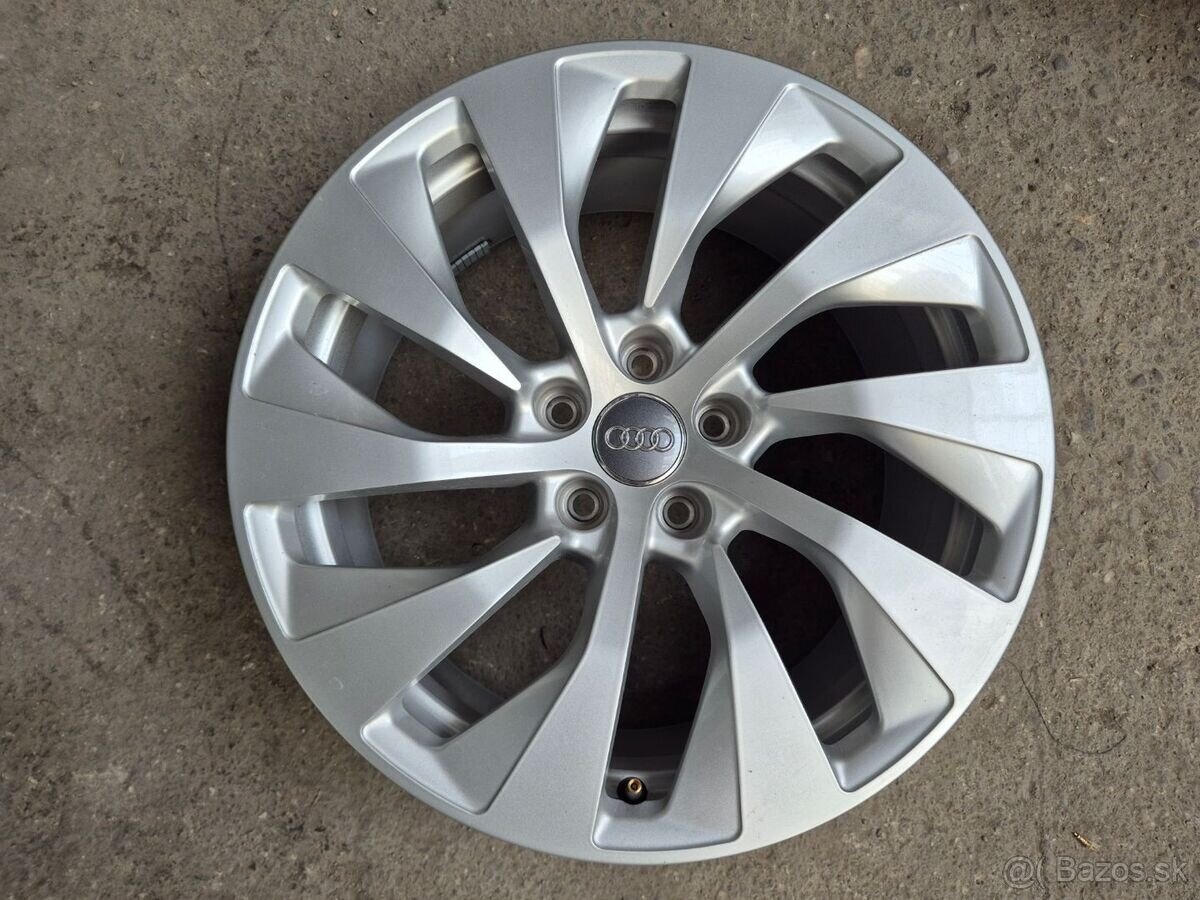 5x112 r18 ET26 x 8J elektróny AUDI - 2