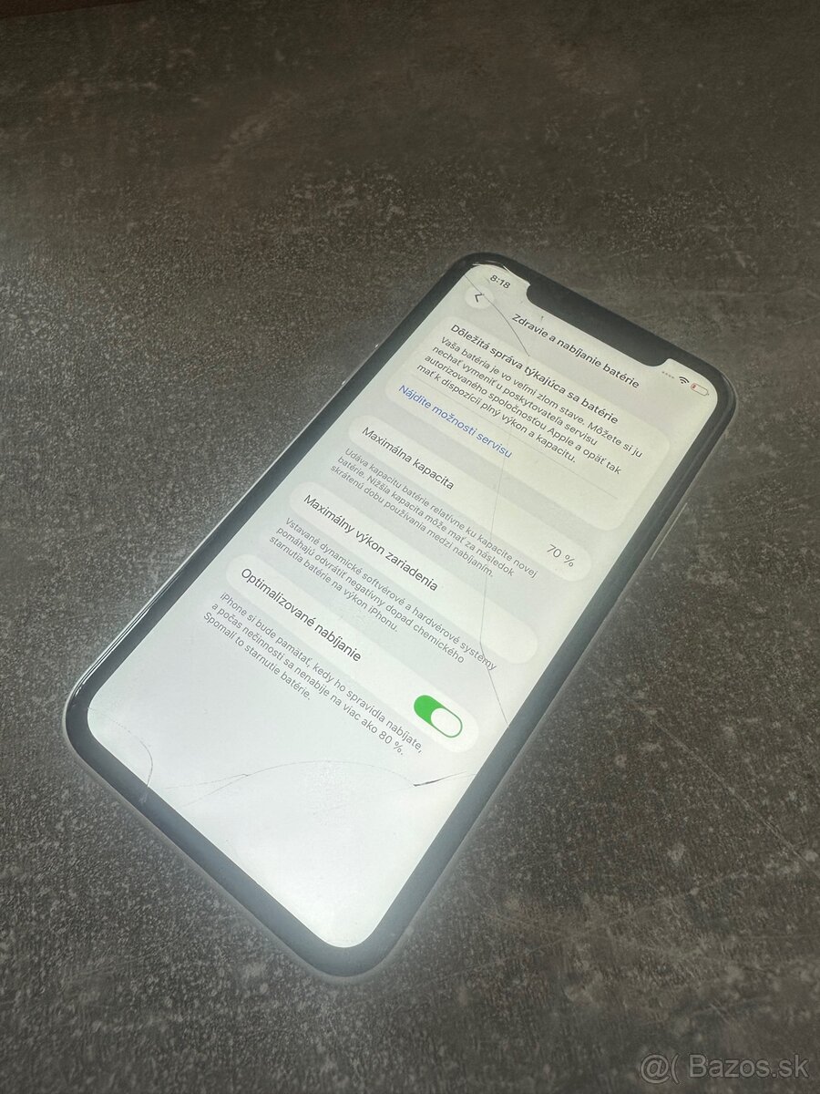 Apple iPhone 11 64GB - 2