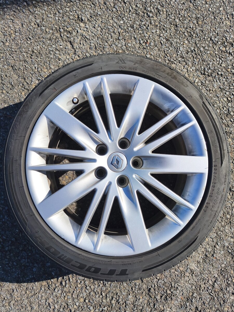 ALU 5x114.3 R18 7,5J ET47 - 2