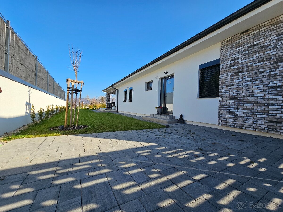 MODERNÝ 4-IZBOVÝ DOM S TEPELNÝM ČERPADLOM - 2