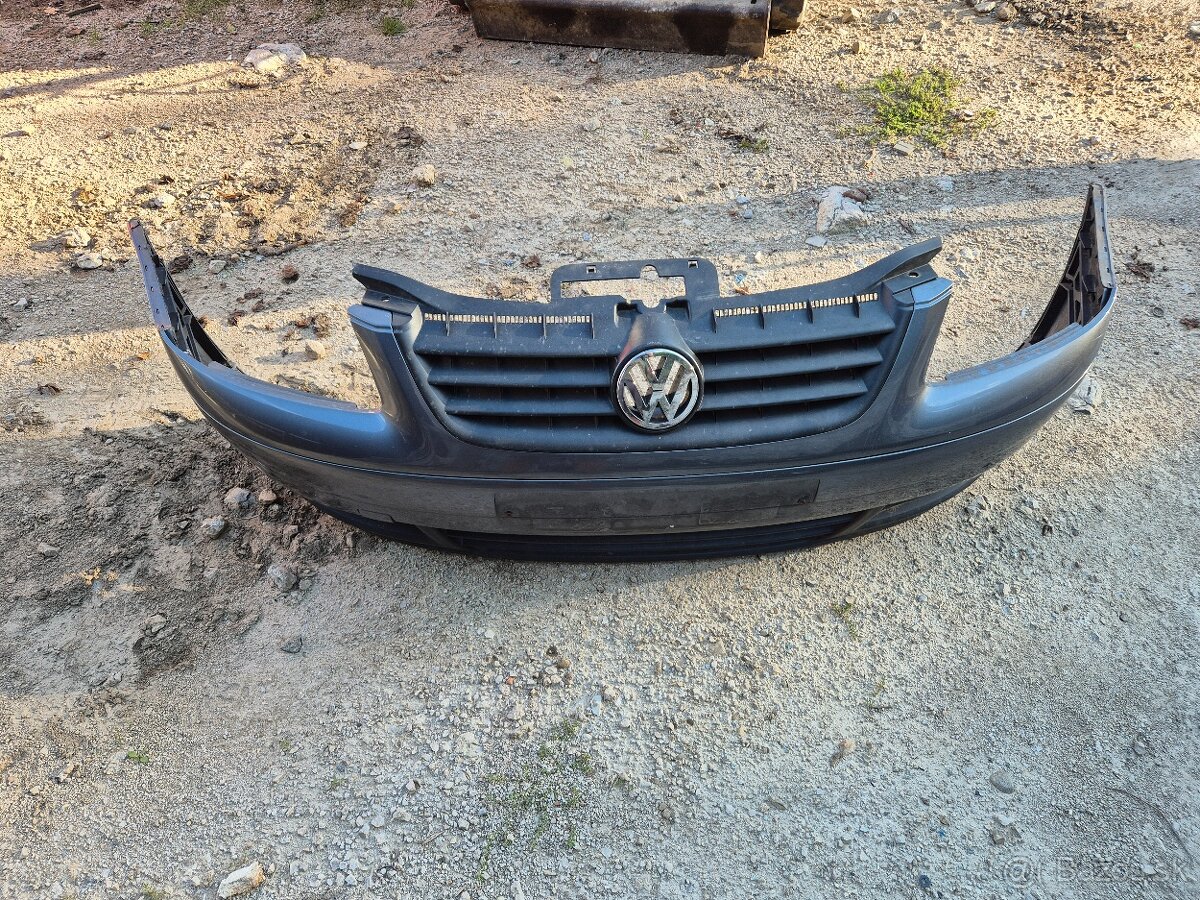 Predám predný nárazník na Volkswagen Touran mk1 - S MASKOU- - 2