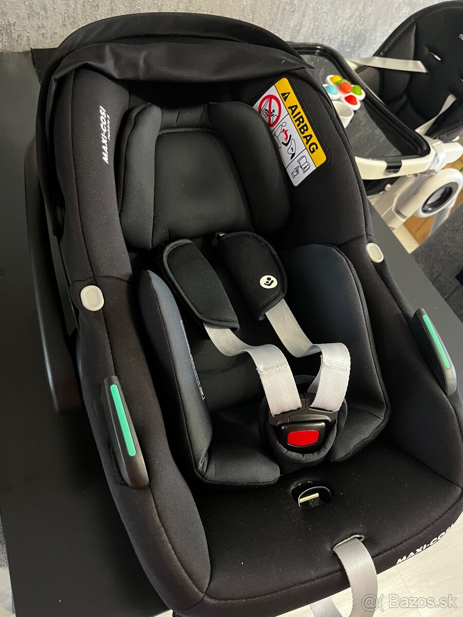 Autosedačka + Isofix základňa Maxi-Cosi - 2