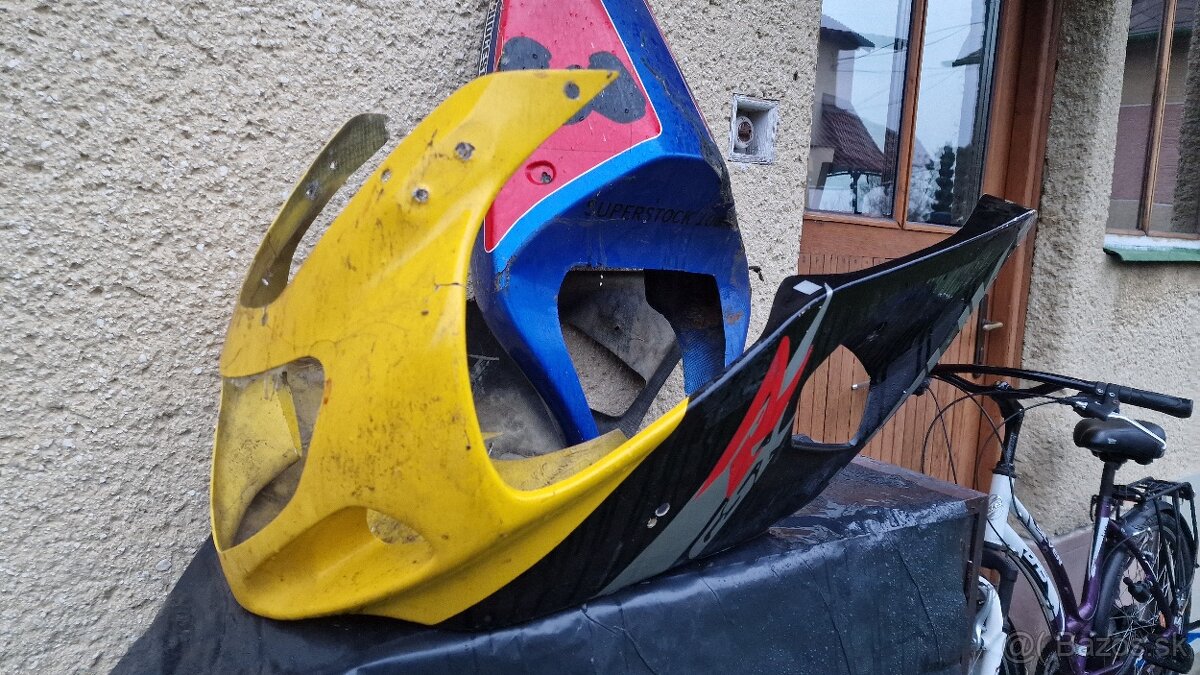 Suzuki GSX-R 600/750 K1 - 2