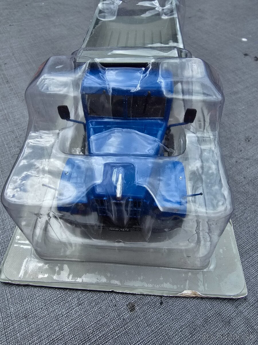 Deagostini KRAZ 256 B1 - 2