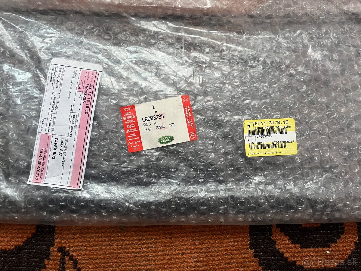 Land Rover Freelander 2 (359) Mriežka LR003295 - 2