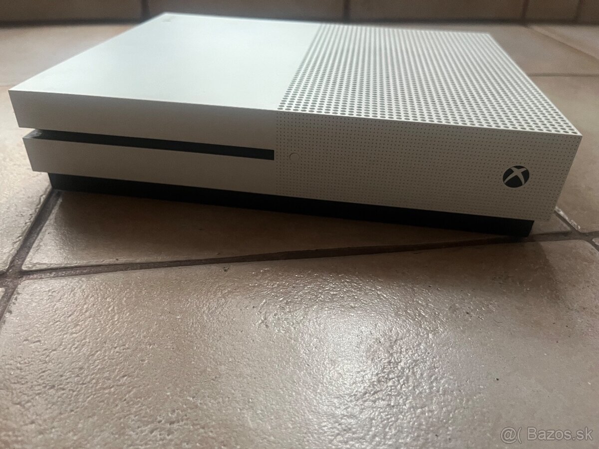 Xbox One S, 500 GB - 2