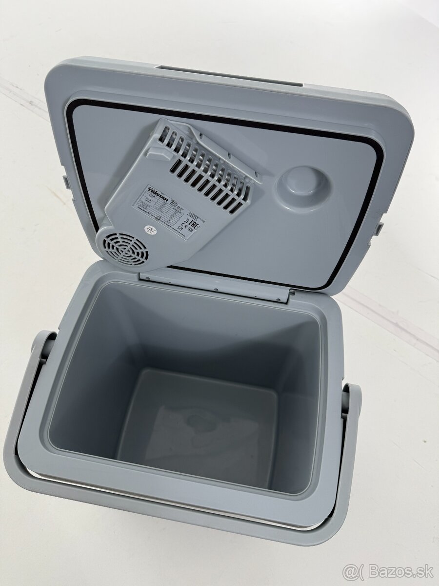 Prenosná A++ auto chladnička TRISTAR - 2