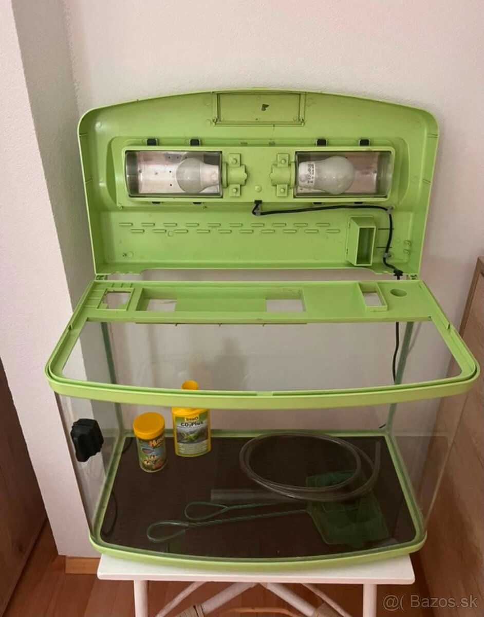 Akvárium 60l s príslušenstvom - 2