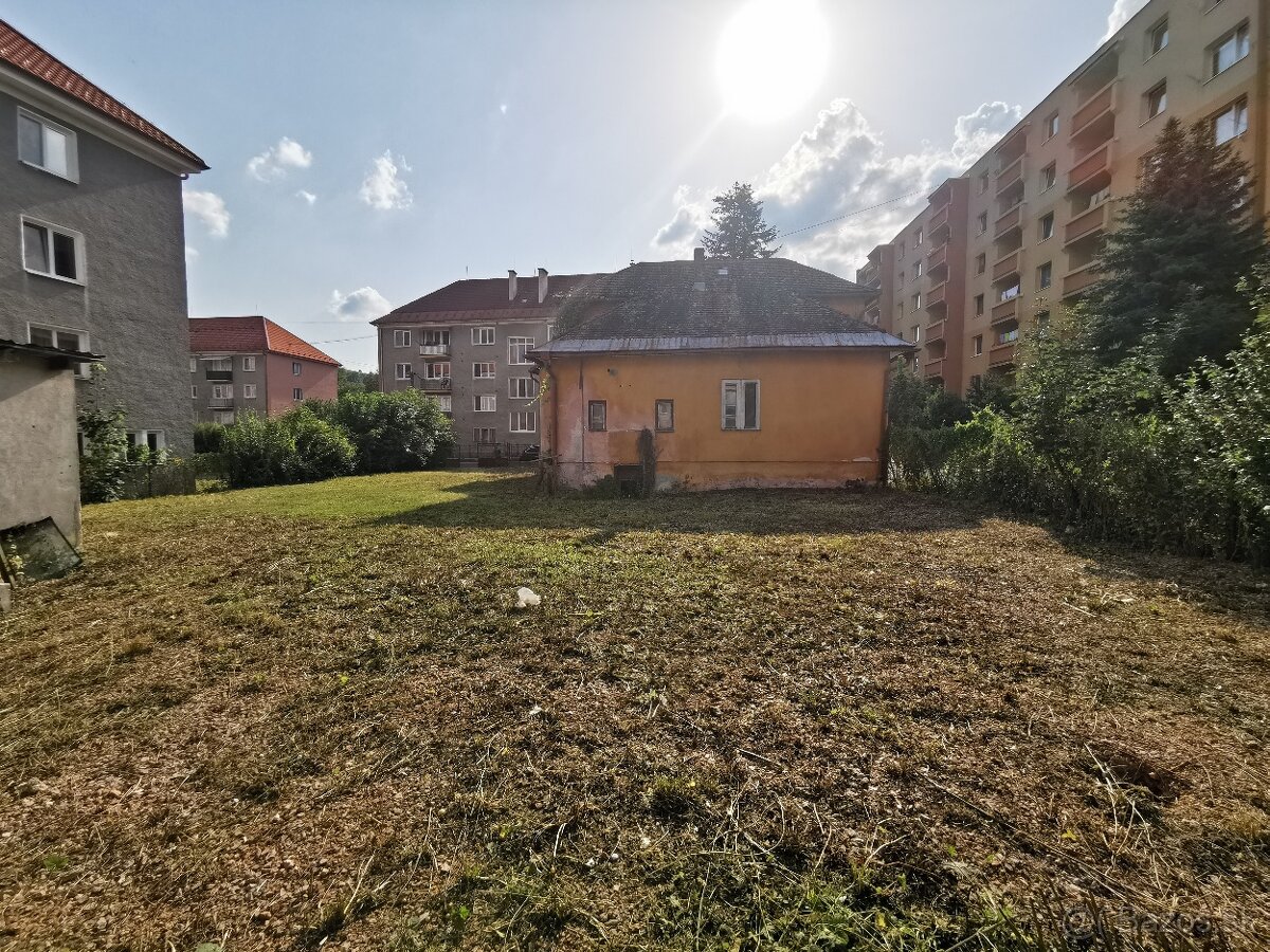 Rodinny dom na rekonstrukciu - 2