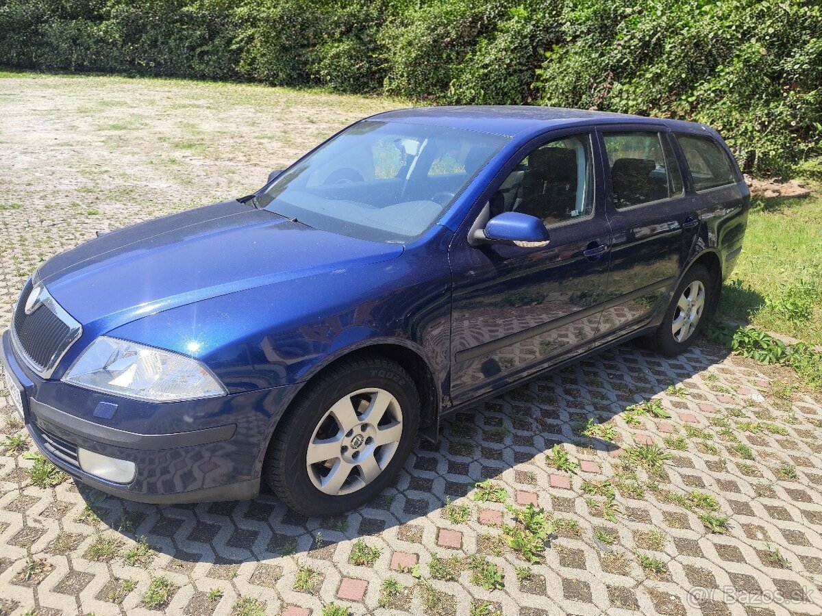 Škoda Octavia - 2