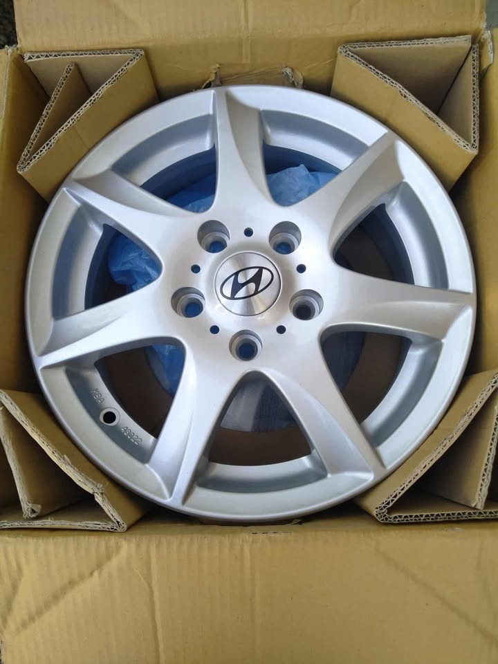 Alu 5 x 114,3 R 15 ENZO. - 2