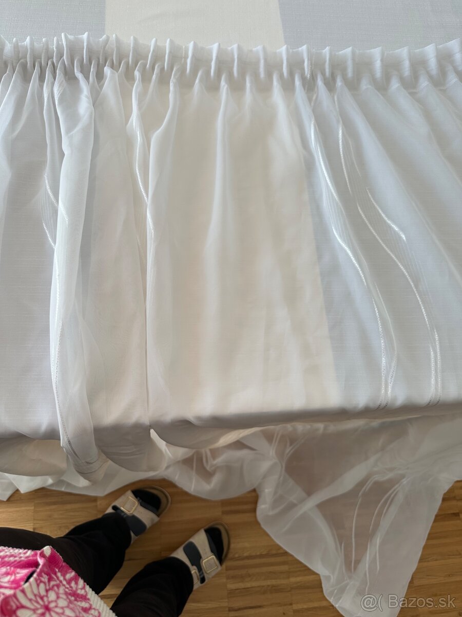 Garniža a záclona už len zavesiť a hotovo - 2