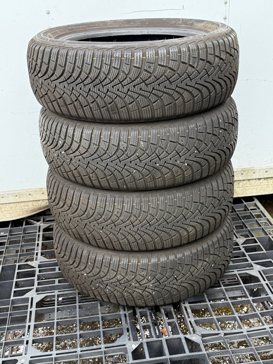 PREDÁM 4 kusy zimné pneumatiky GOODYEAR 195/55 R16 91H - 2