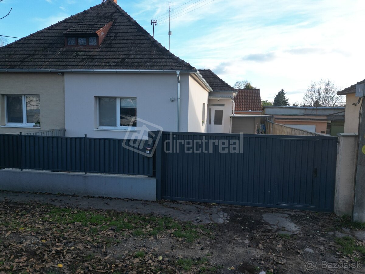 3-izbový rodinný dom s veľkou garážou a dvorom na pr… - 2