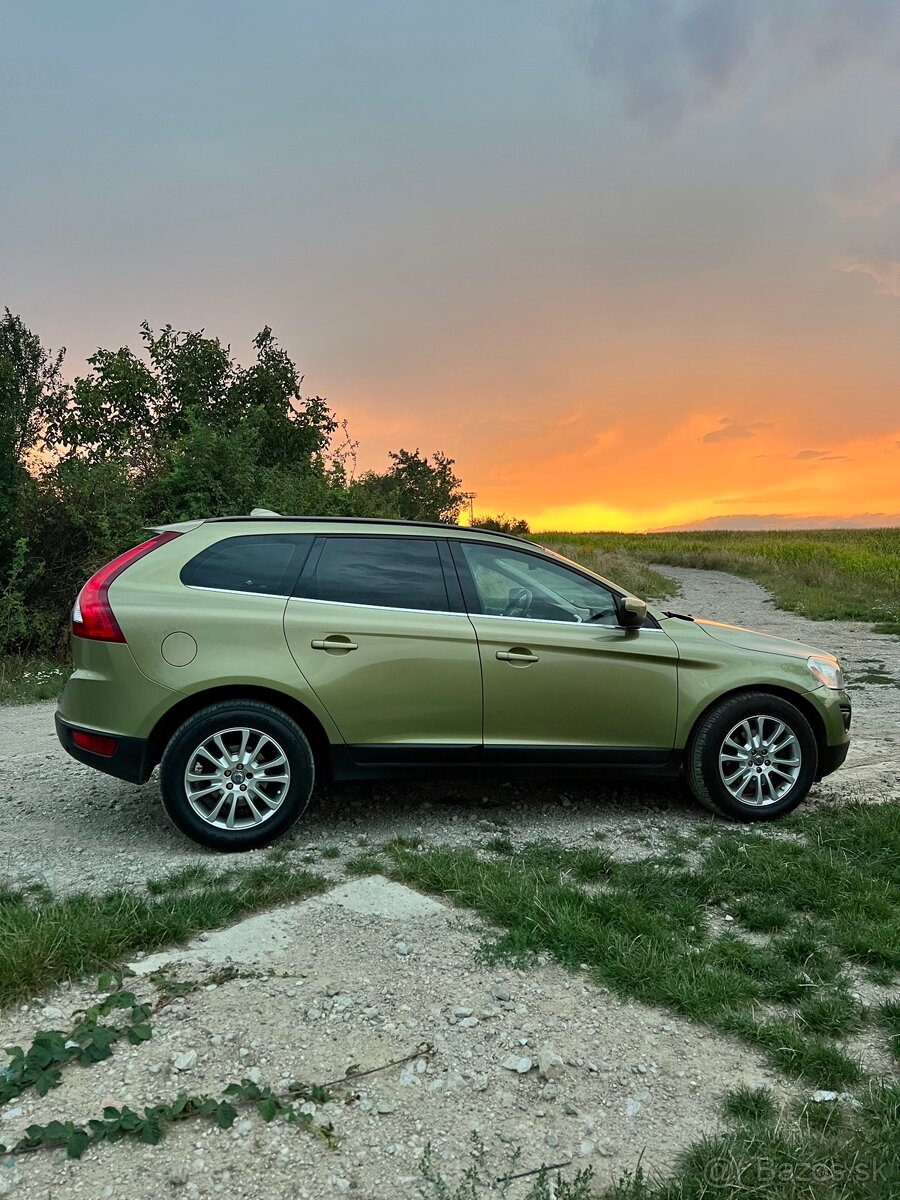 Volvo XC60 2.4D5 - 2