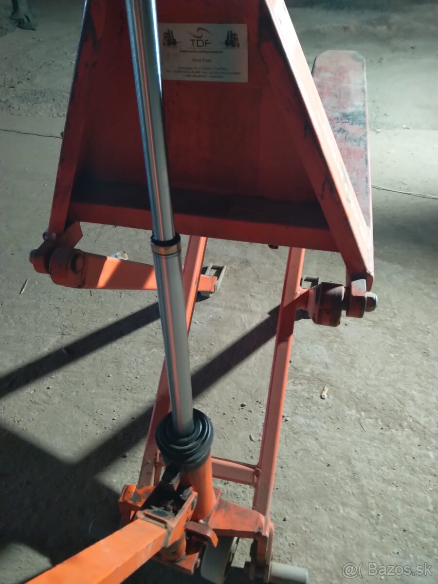 Noznicovy paletovy vozik - 2