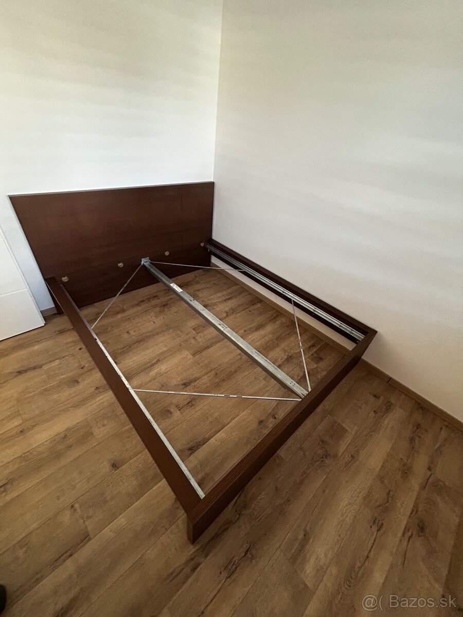 Manželská posteľ IKEA - 2