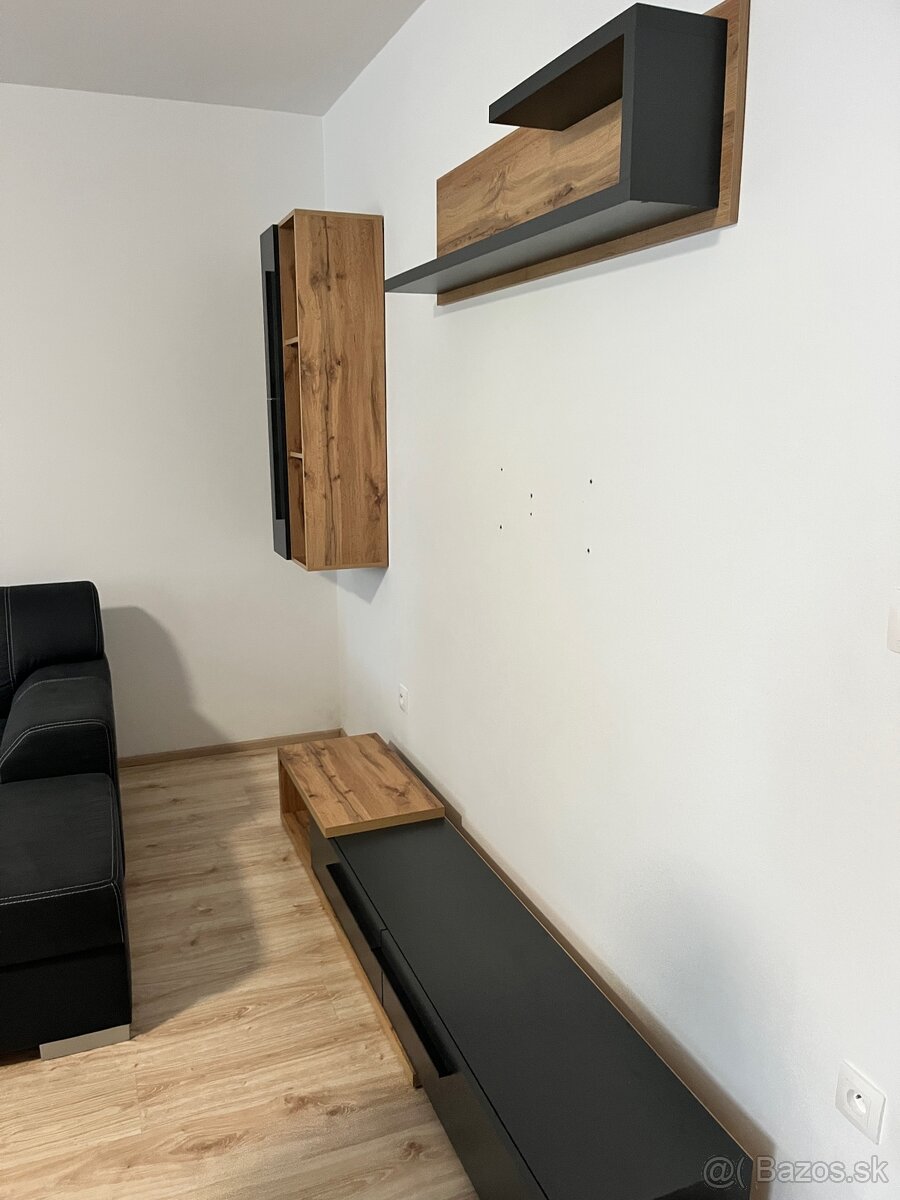 Obývačková stena - 2