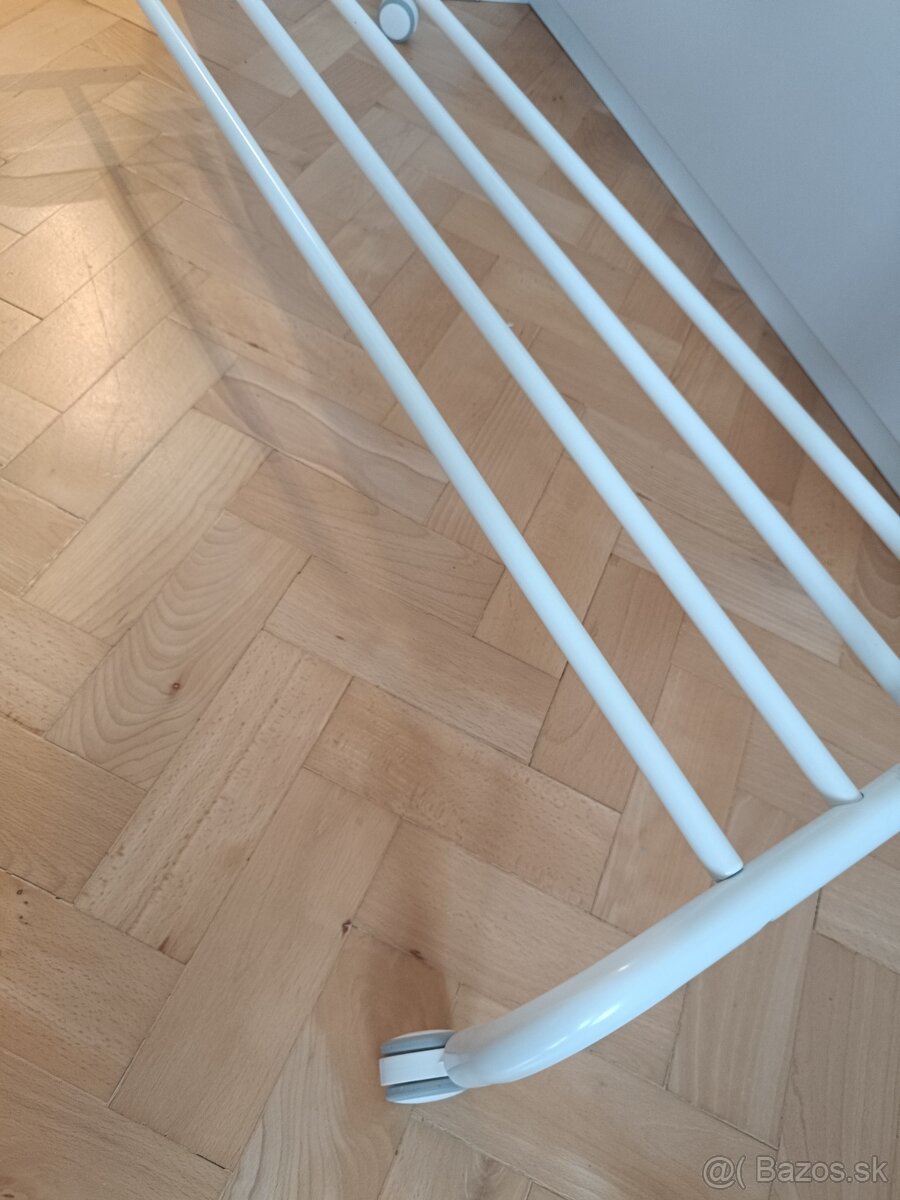 Stojan na oblecenie RIGGA IKEA - 2