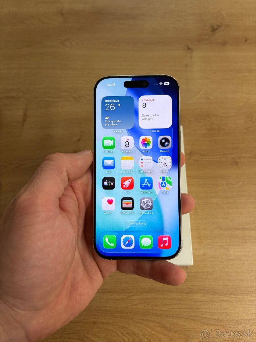 iPhone 16 Pro 128 gb biely titán - 2